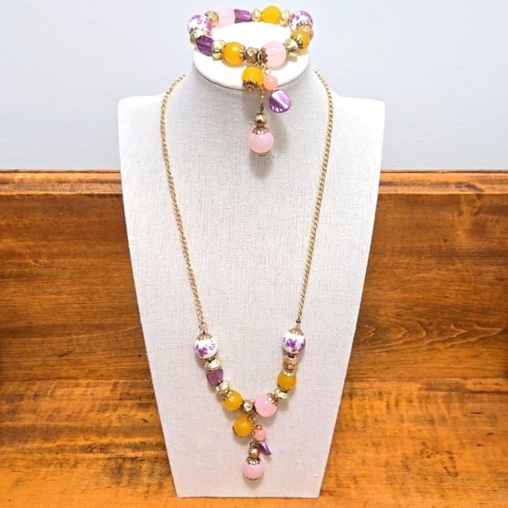 Yves Rocher Necklace & Stretch Bracelet